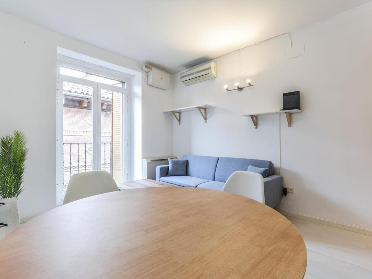 Apartamento Cava Baja Alquiler Temporal Мадрид Екстериор снимка