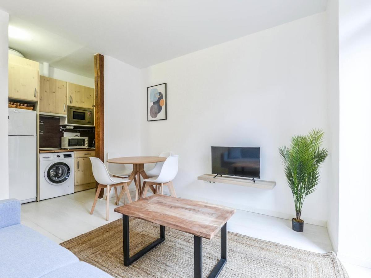 Apartamento Cava Baja Alquiler Temporal Мадрид Екстериор снимка