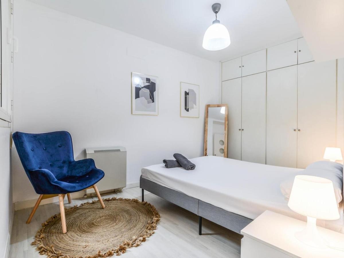 Apartamento Cava Baja Alquiler Temporal Мадрид Екстериор снимка